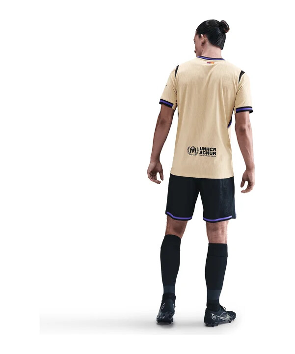 nike fc barcelona autentisk udebanetrøje 202526 guld f784