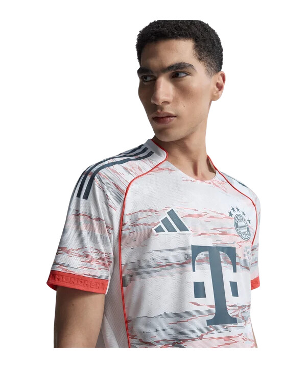 adidas fc bayern münchen autentisk udebanetrøje 202526 hvid