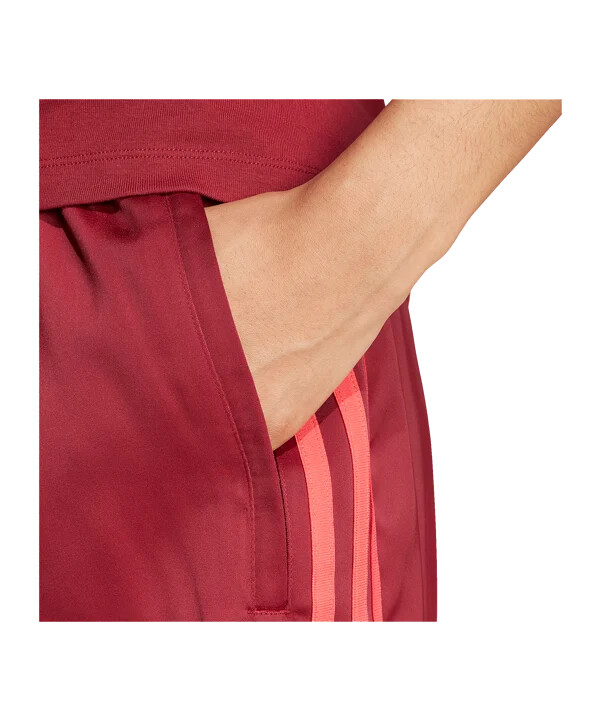 adidas tyskland dameshorts rød
